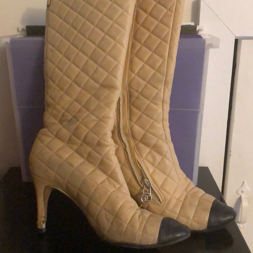 Authentic CHANEL classic quilted boots. Gorgeous